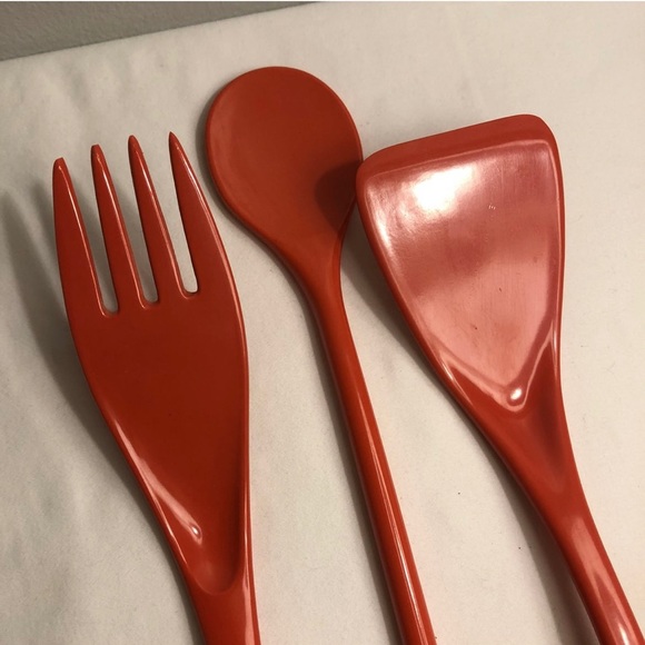 Machi Melamine Red Serving Utensils - Set of 3 - Picture 8 of 9